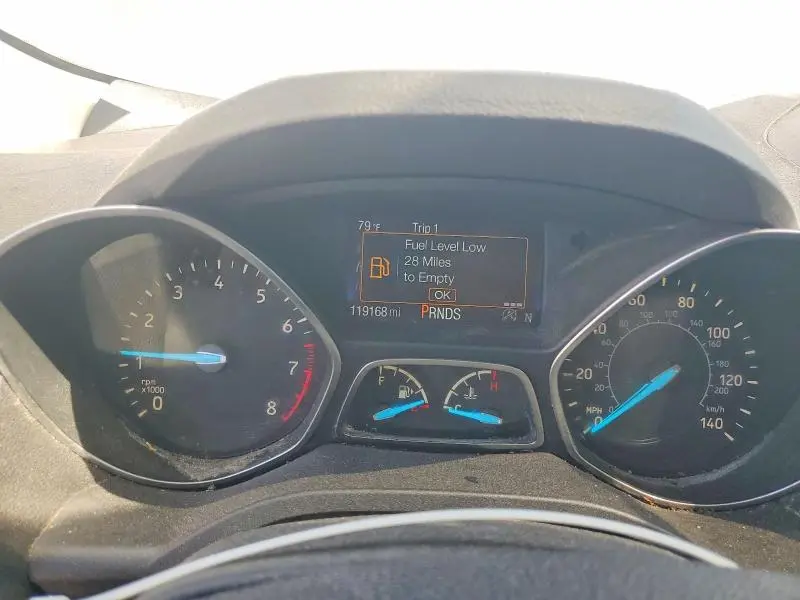 2017 FORD ESCAPE SE  
