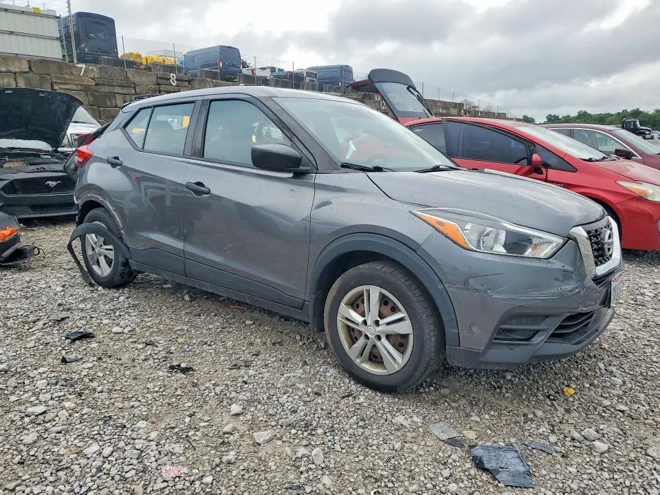 2020 NISSAN KICKS S  