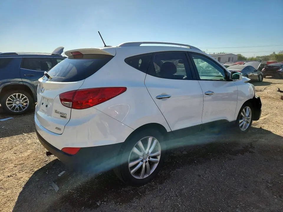 2011 HYUNDAI TUCSON LIMITED  