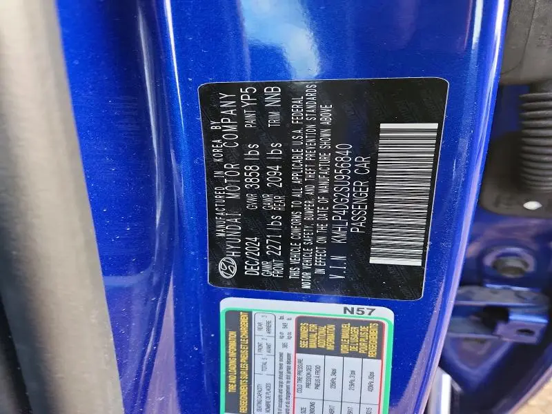 2025 HYUNDAI ELANTRA LIMITED  