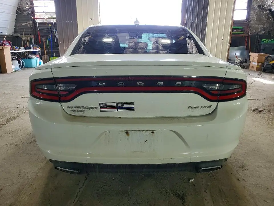 2015 DODGE CHARGER SXT  