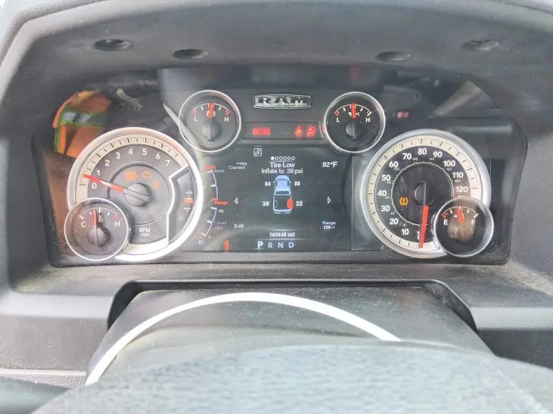 2014 RAM 1500 SLT  