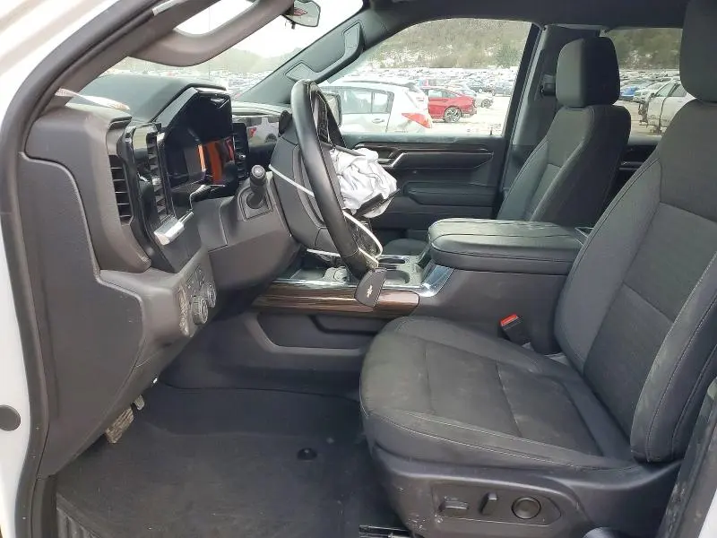 2024 CHEVROLET SILVERADO K1500 LT TRAIL BOSS  