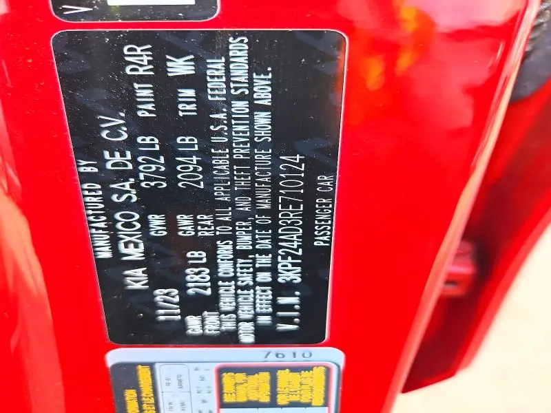2024 KIA FORTE LXS  