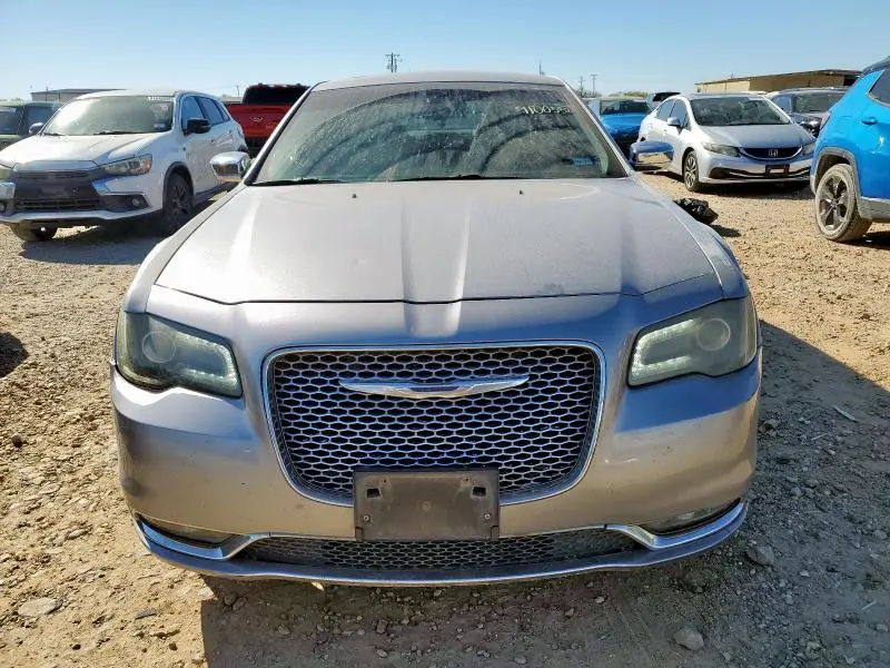 2016 CHRYSLER 300C   
