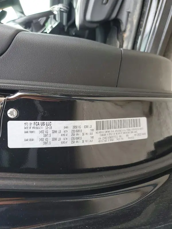 2019 CHRYSLER PACIFICA HYBRID LIMITED  