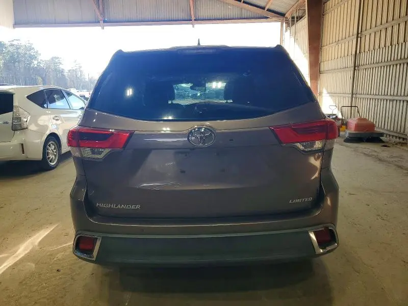 2018 TOYOTA HIGHLANDER LIMITED  