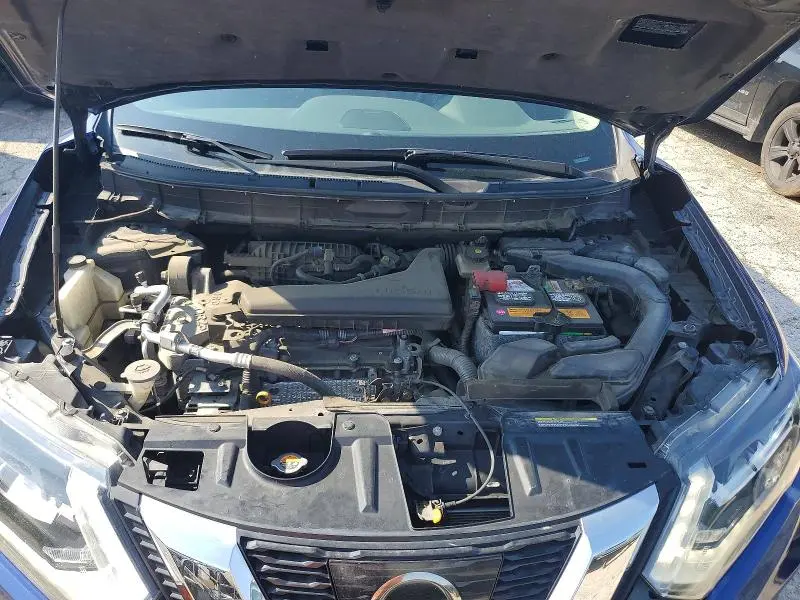 2017 NISSAN ROGUE SL  