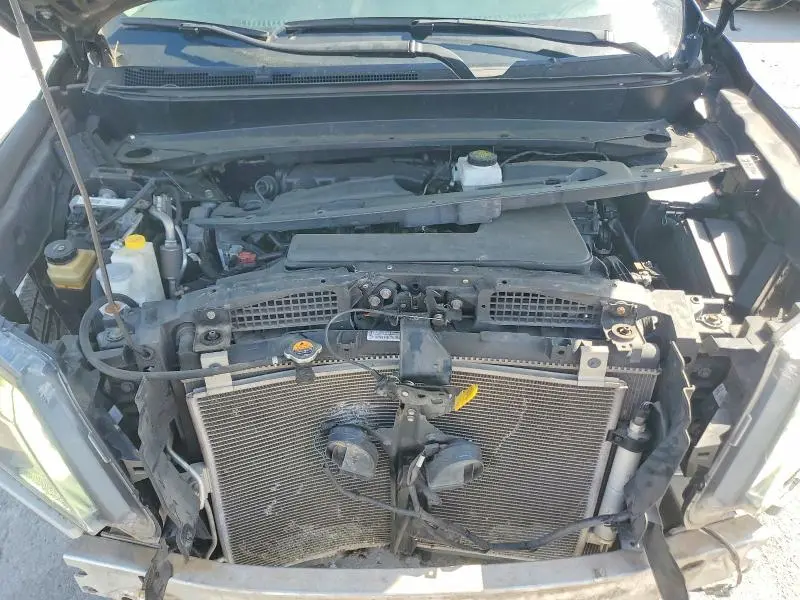 2017 NISSAN PATHFINDER SV  