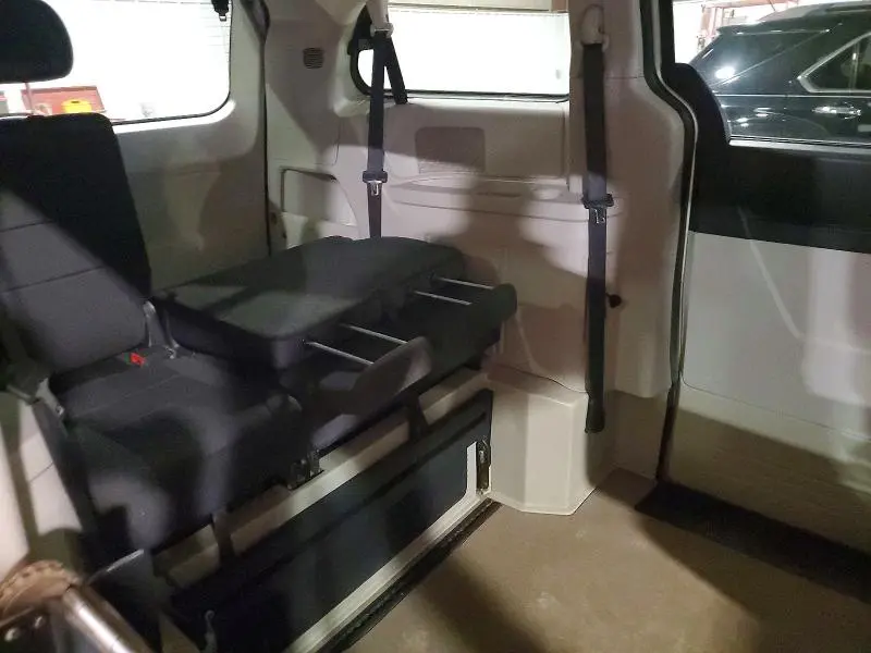 2010 DODGE GRAND CARAVAN SXT  