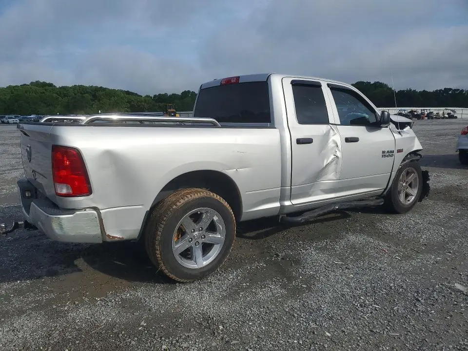 2015 RAM 1500 ST  