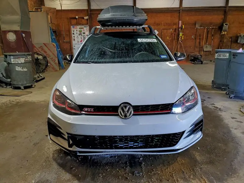 2021 VOLKSWAGEN GTI S  