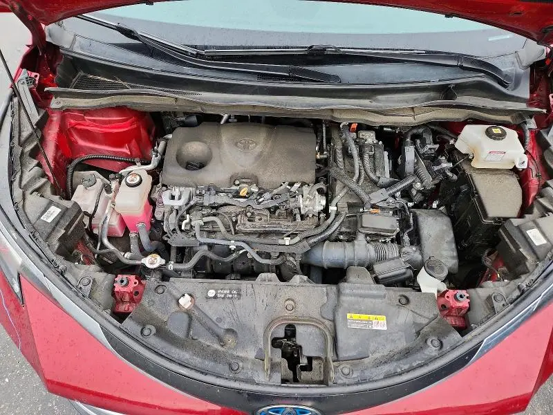 2022 TOYOTA SIENNA LE 8-PASSENGER  