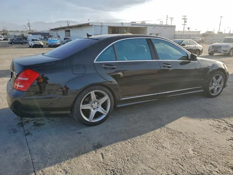 2010 MERCEDES-BENZ S 550  