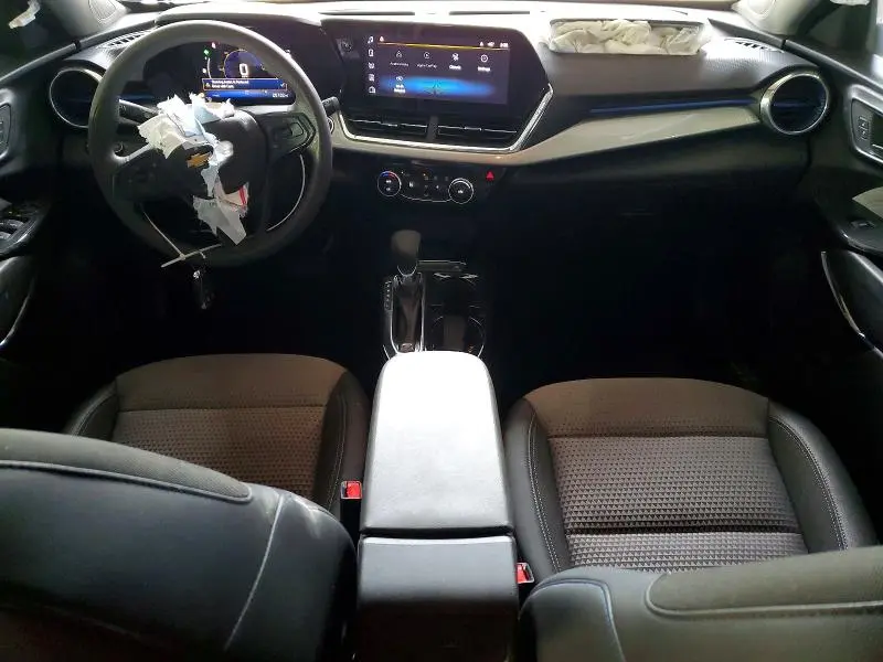 2025 CHEVROLET TRAX 1LT  