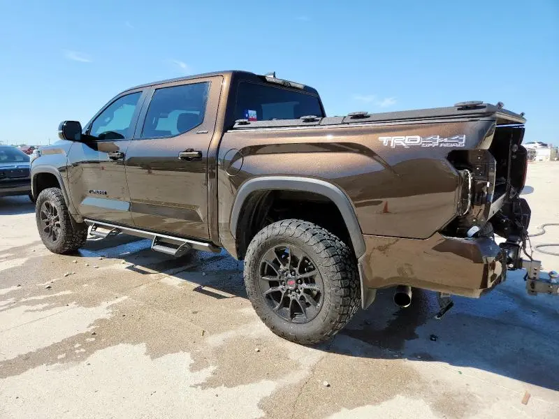 2024 TOYOTA TUNDRA CREWMAX LIMITED  