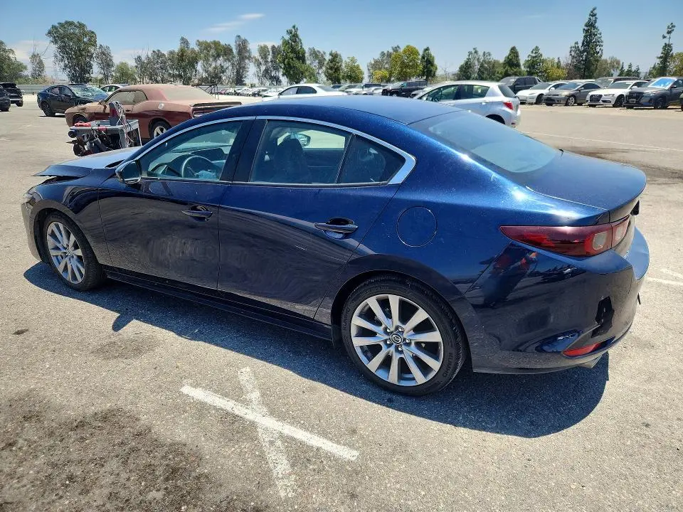 2022 MAZDA 3 SELECT  