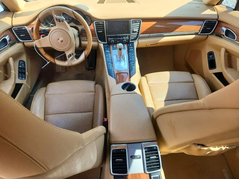 2012 PORSCHE PANAMERA 2  