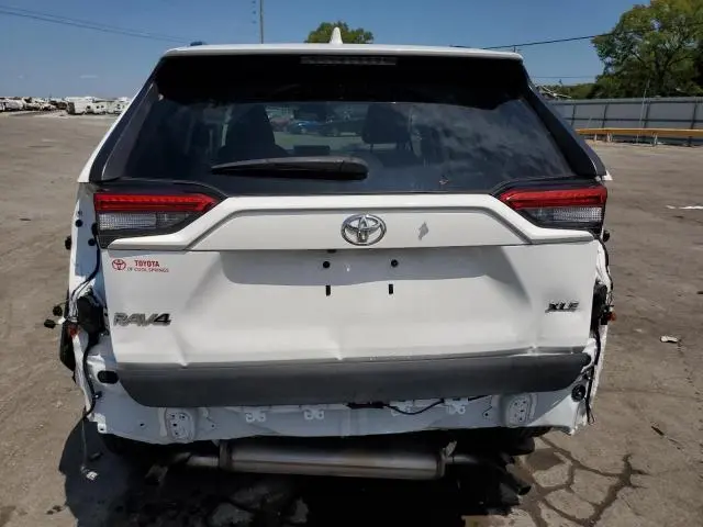 2020 TOYOTA RAV4 XLE  
