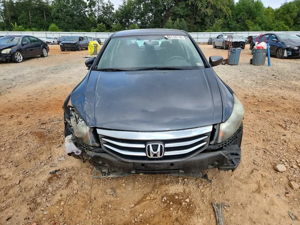 2011 HONDA ACCORD LXP  