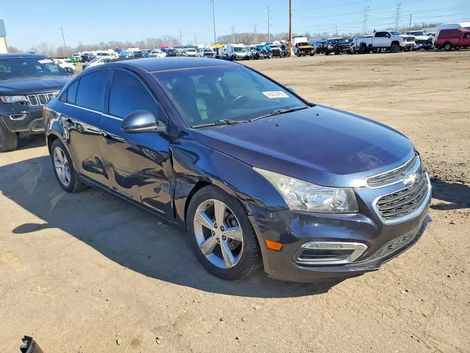 2015 CHEVROLET CRUZE LT  