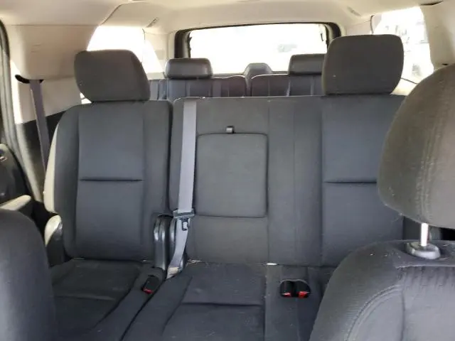 2011 CHEVROLET SUBURBAN C1500 LS  