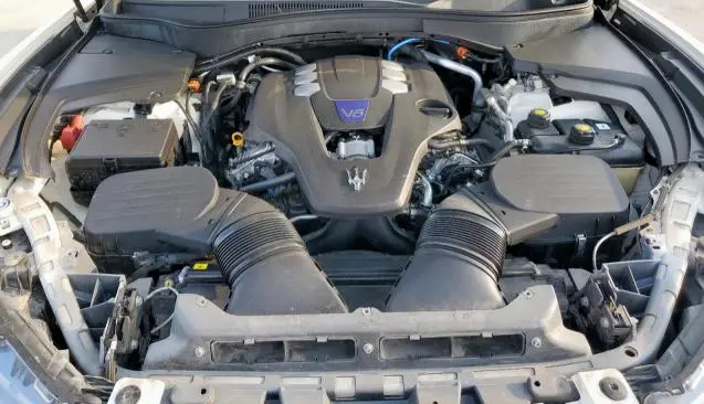 2022 MASERATI LEVANTE MODENA  