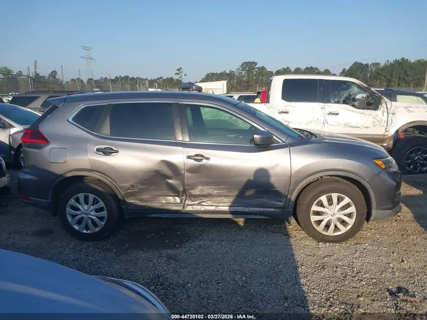 2018 NISSAN ROGUE S