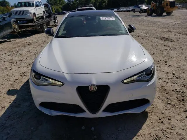 2017 ALFA ROMEO GIULIA TI  