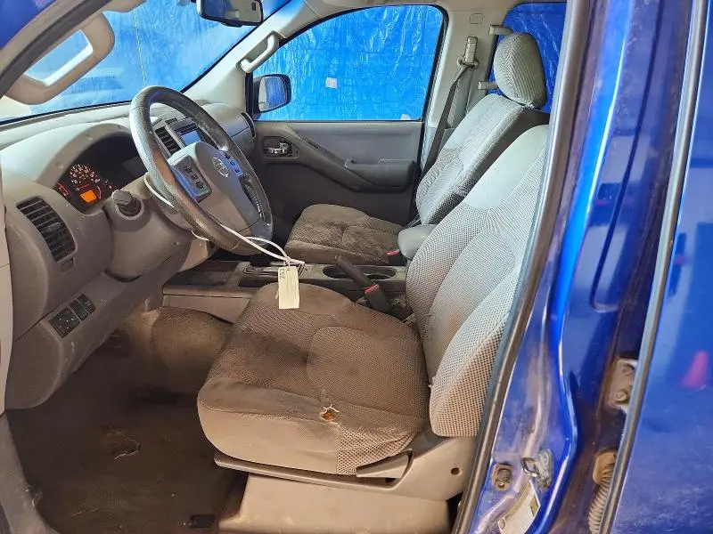 2012 NISSAN FRONTIER SV V6  