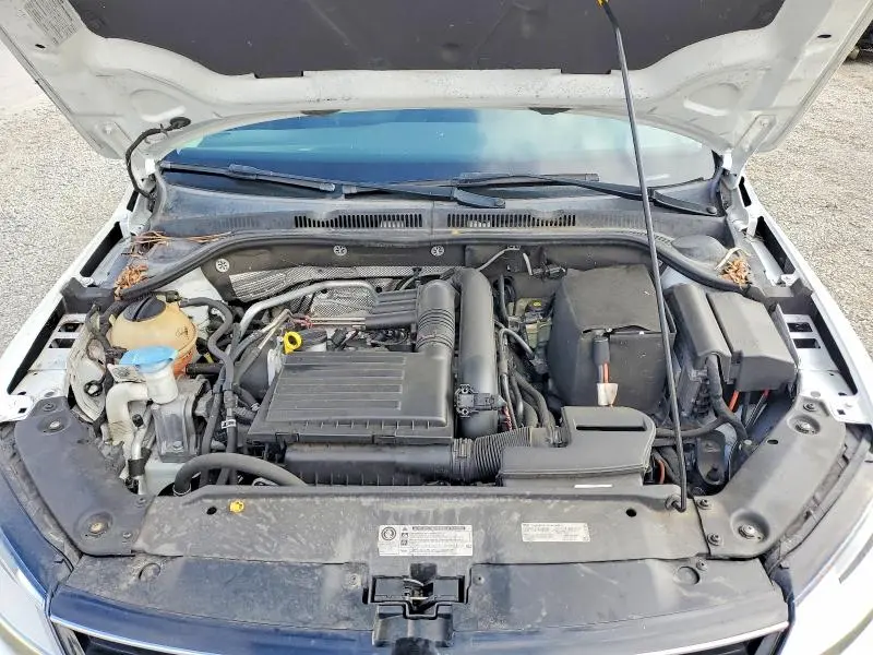 2017 VOLKSWAGEN JETTA SE  