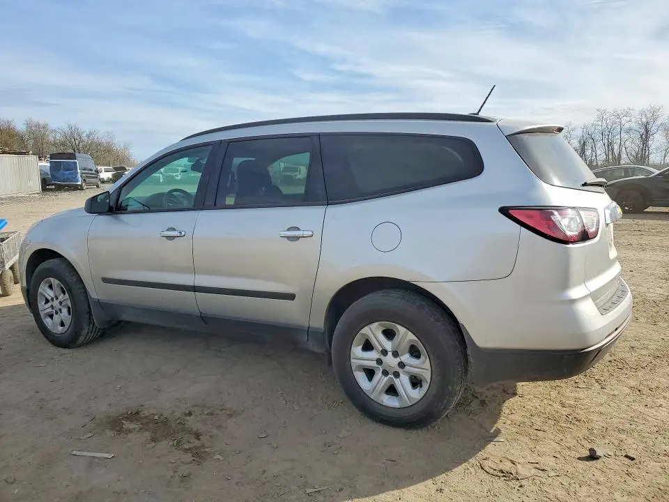 2014 CHEVROLET TRAVERSE LS  