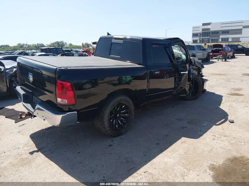 2014 RAM 1500 BIG HORN