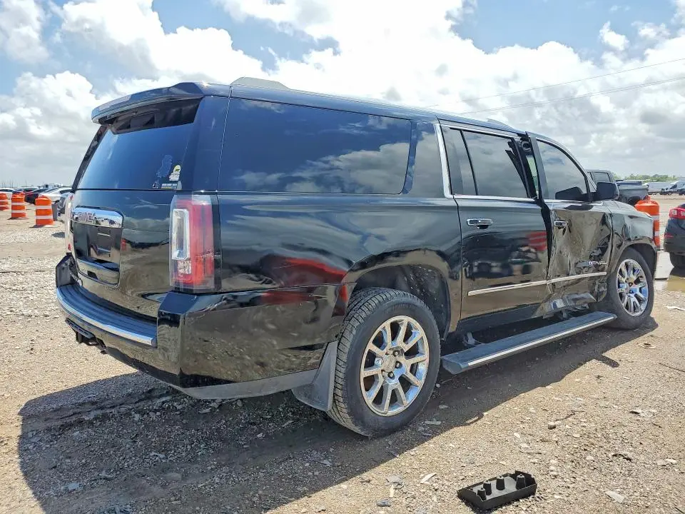 2017 GMC YUKON XL DENALI  