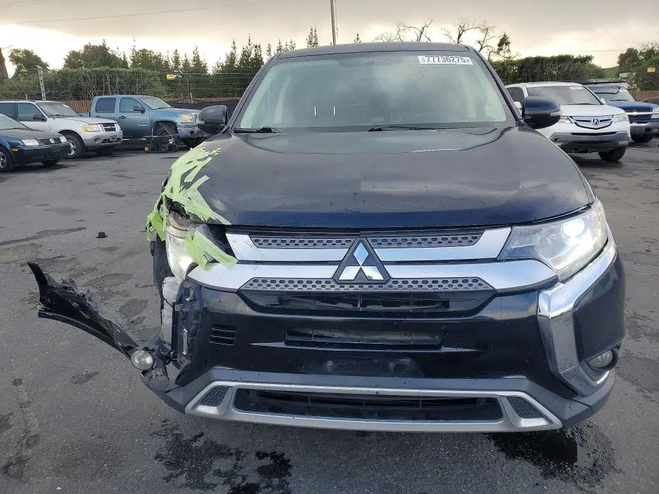 2019 MITSUBISHI OUTLANDER SE  