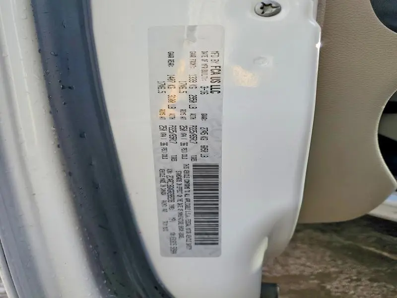 2016 CHRYSLER TOWN & COUNTRY TOURING  