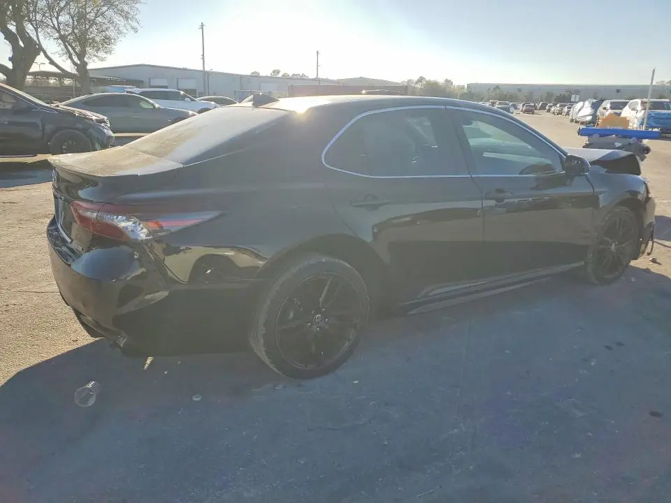 2022 TOYOTA CAMRY XSE  