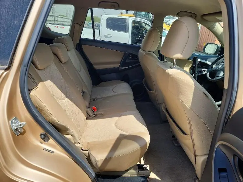 2010 TOYOTA RAV4 BASE  