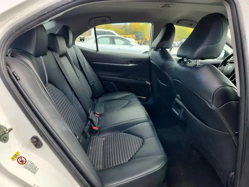 2019 TOYOTA CAMRY   