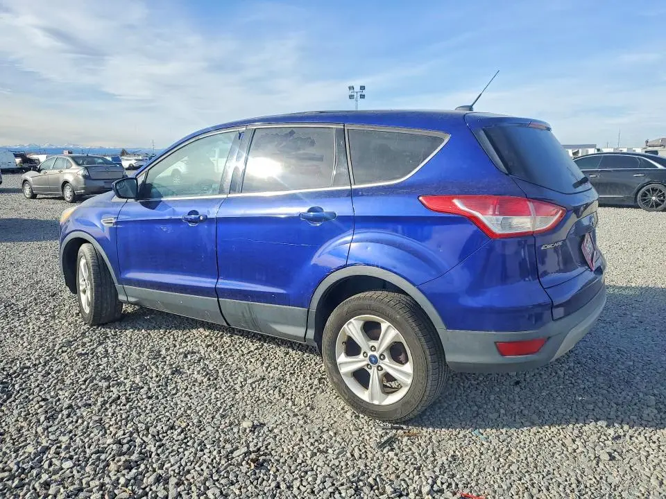 2015 FORD ESCAPE SE  