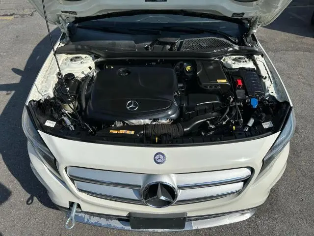 2015 MERCEDES-BENZ GLA 250 4MATIC  