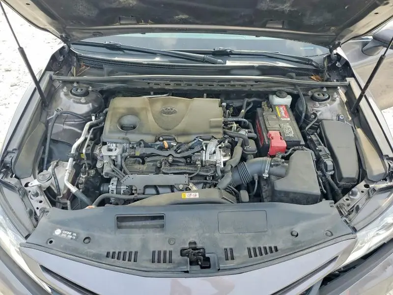 2018 TOYOTA CAMRY SE  