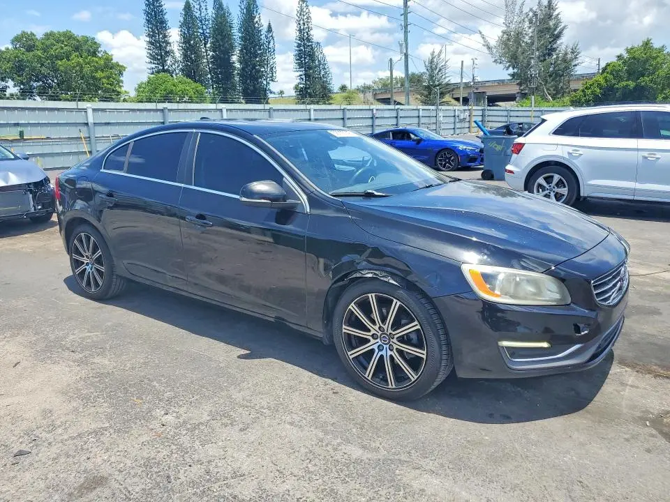 2016 VOLVO S60 PREMIER  