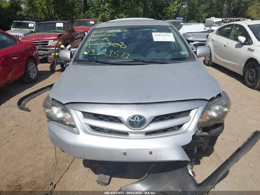 2013 TOYOTA COROLLA S