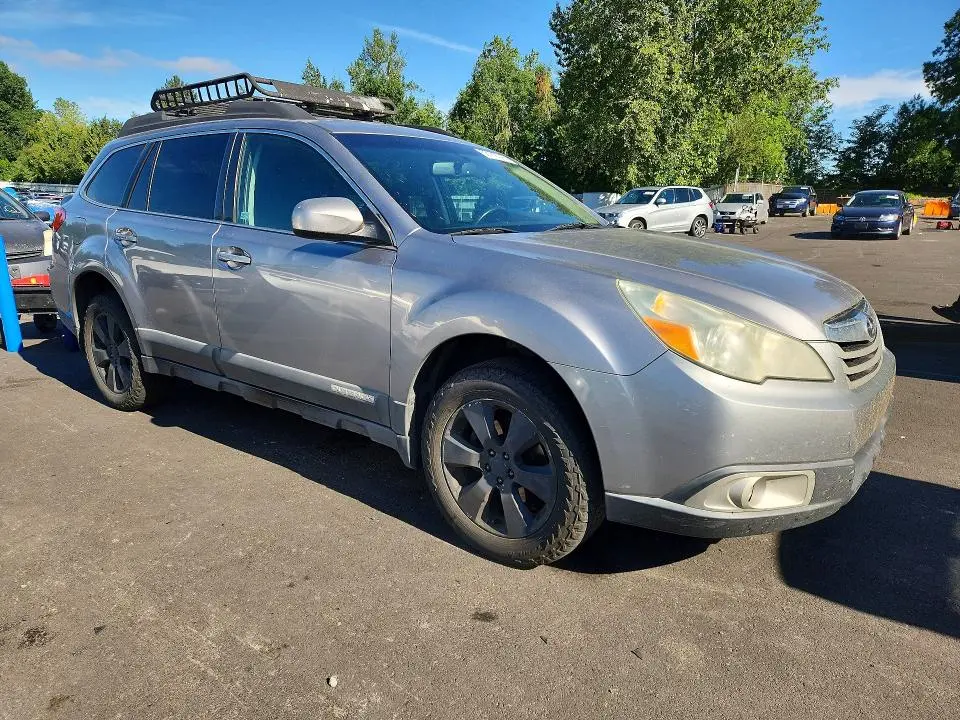 2010 SUBARU OUTBACK 2.5I PREMIUM  