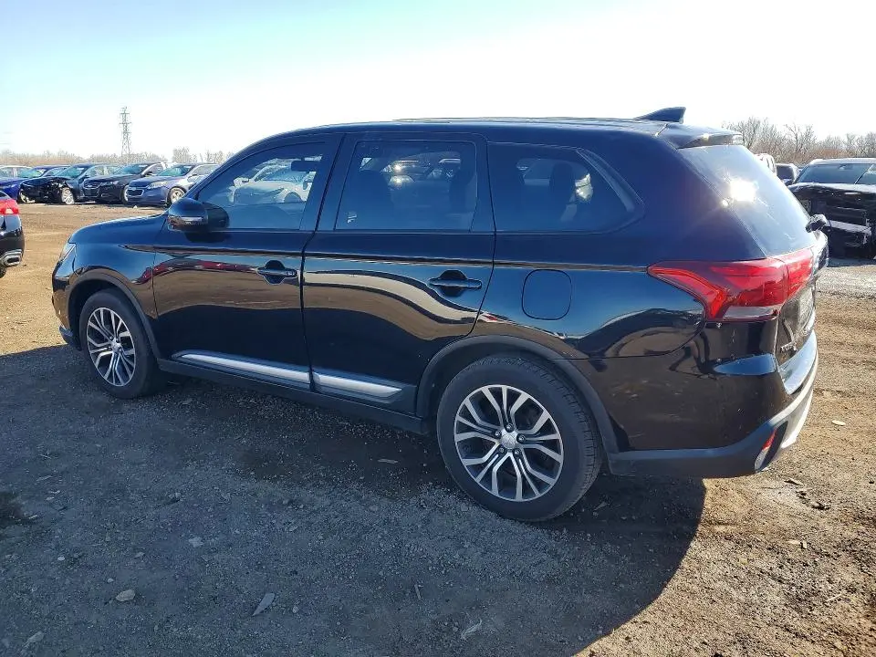 2017 MITSUBISHI OUTLANDER SE  