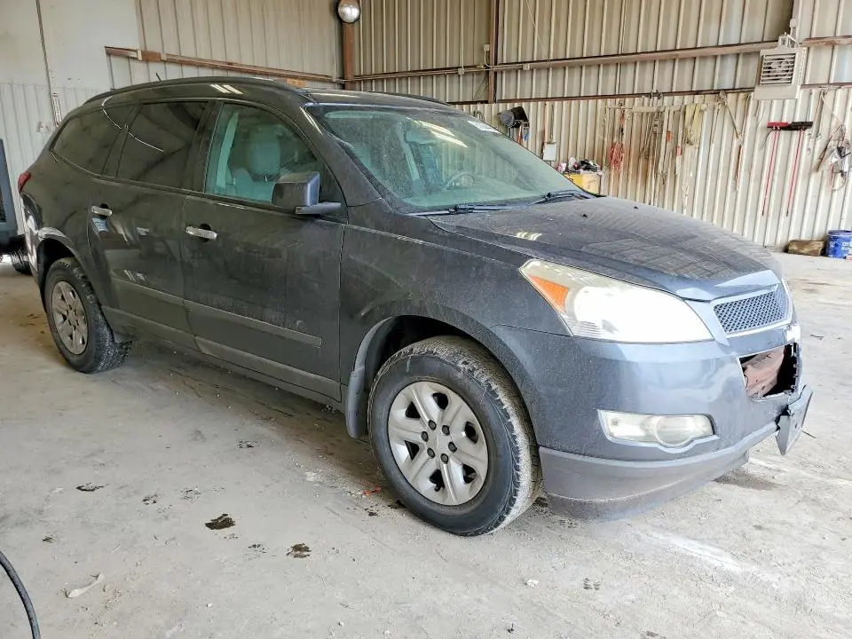 2012 CHEVROLET TRAVERSE LS  