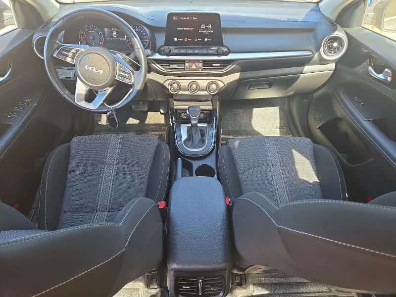 2023 KIA FORTE EX  