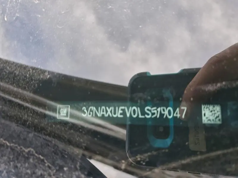 2020 CHEVROLET EQUINOX LT  