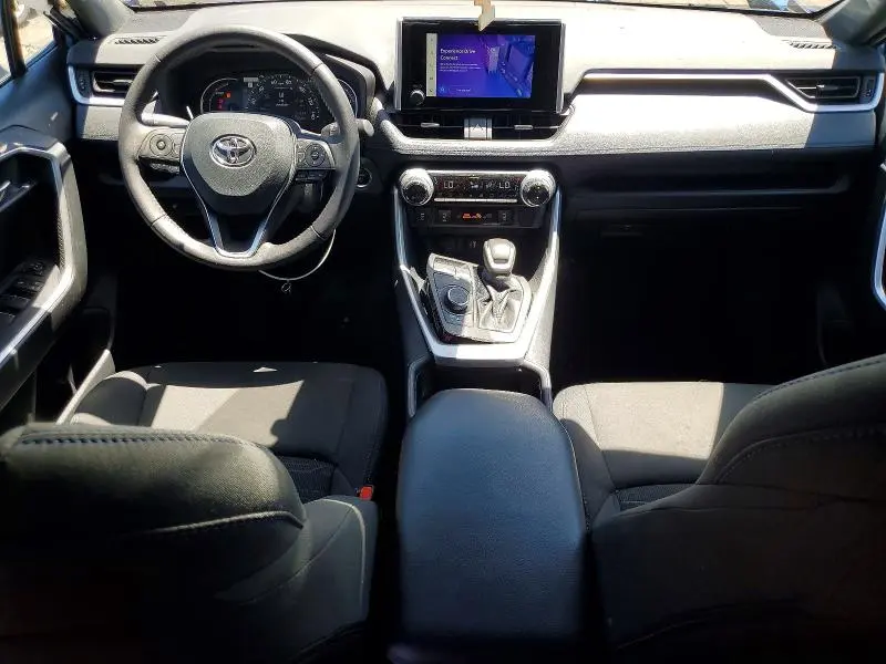 2024 TOYOTA RAV4 SE  